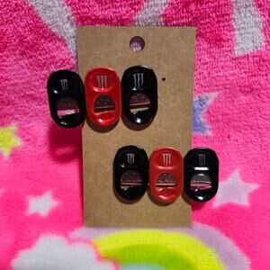 Alternating Black and Red Monster Tab Hair Clips Set